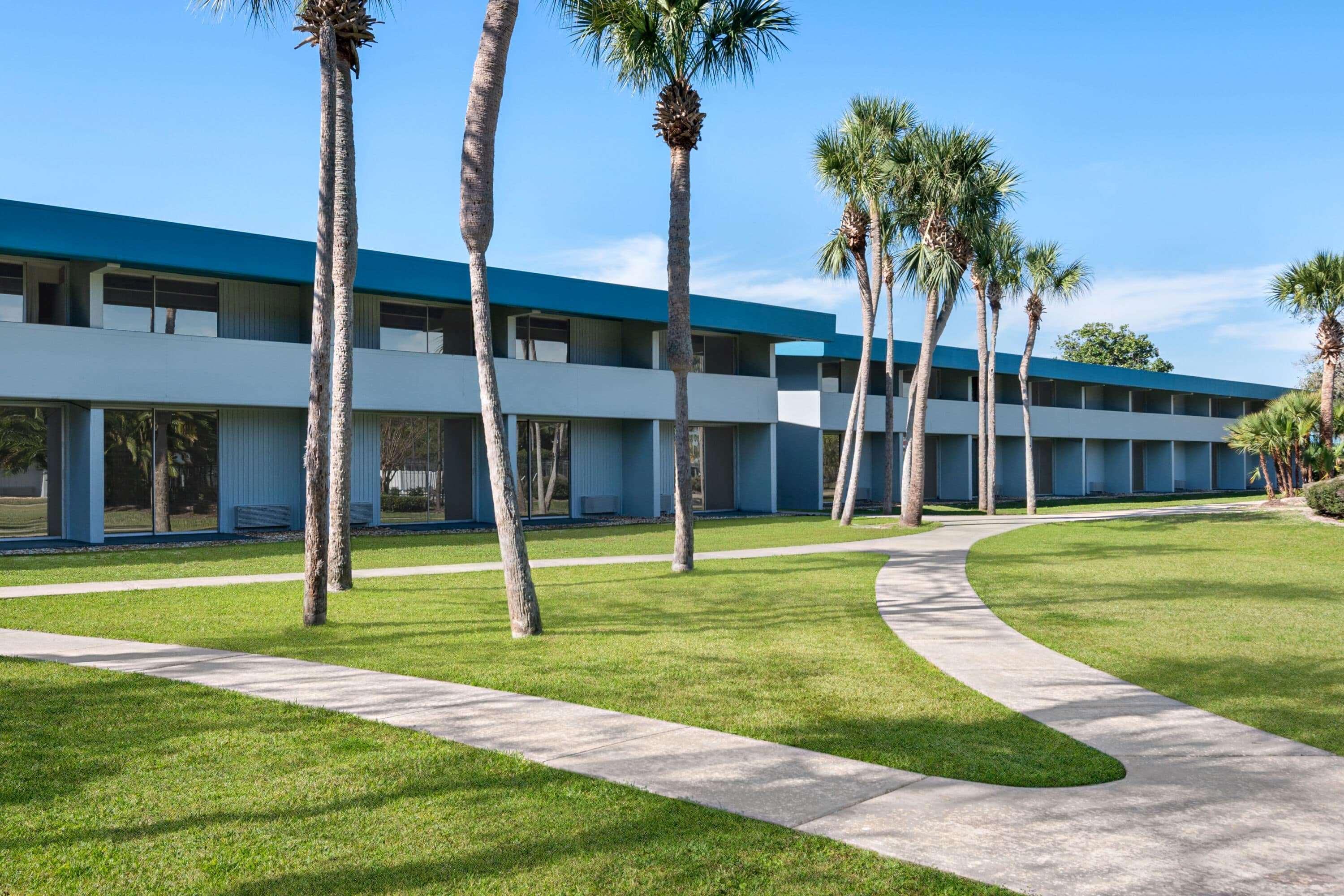 Baymont By Wyndham Daytona Beach - Intl Speedway Exterior foto